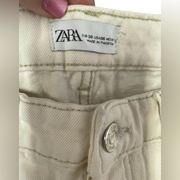 ZARA jeans size 6 High Rise Straight Leg Cropped Jeans with Raw Hem 🩷 - Picture 9 of 9
